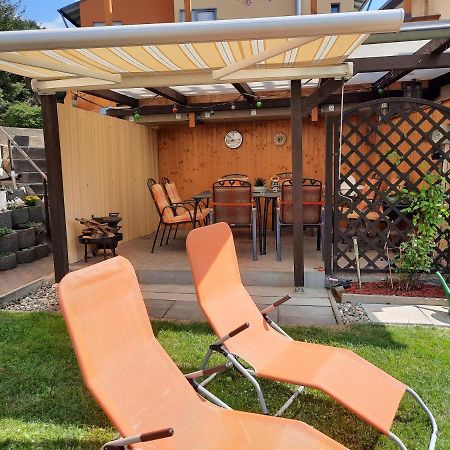 Ferienhaus Und Ferienwohnung Buettner Rathmannsdorf Bagian luar foto