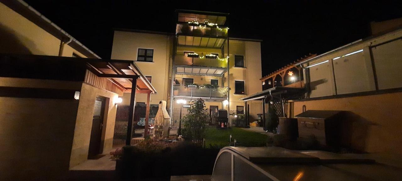 Ferienhaus Und Ferienwohnung Buettner Rathmannsdorf Bagian luar foto