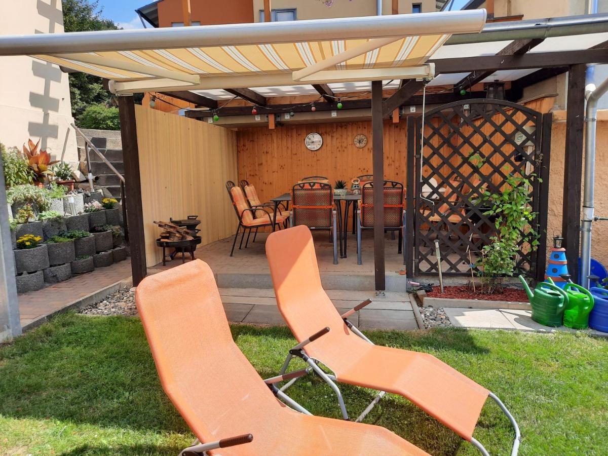 Ferienhaus Und Ferienwohnung Buettner Rathmannsdorf Bagian luar foto