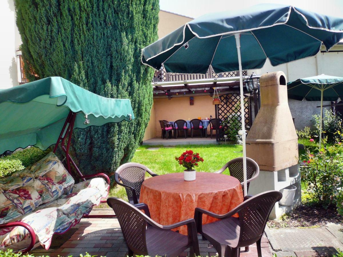 Ferienhaus Und Ferienwohnung Buettner Rathmannsdorf Bagian luar foto
